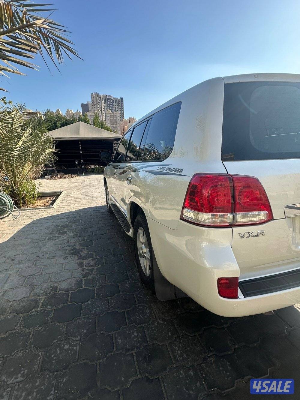 لاند كروزر VXR 2010 صبغ وكاله2