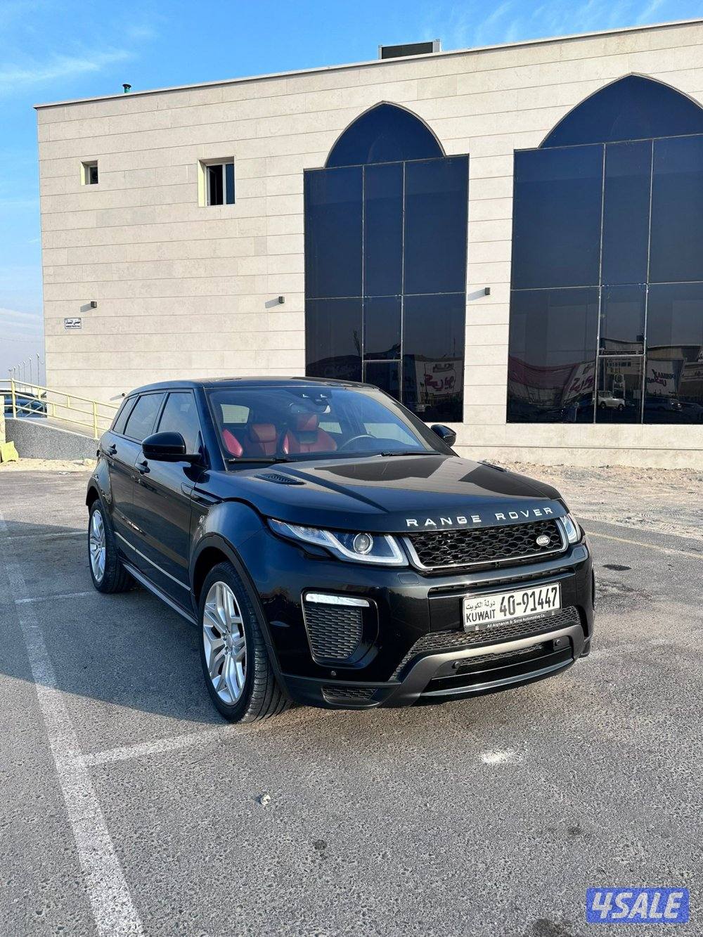 لاندروفر ايفوك موديل 2017 عداد ١٢٧ الف فل كامل المواصفات بحاله ممتازه0