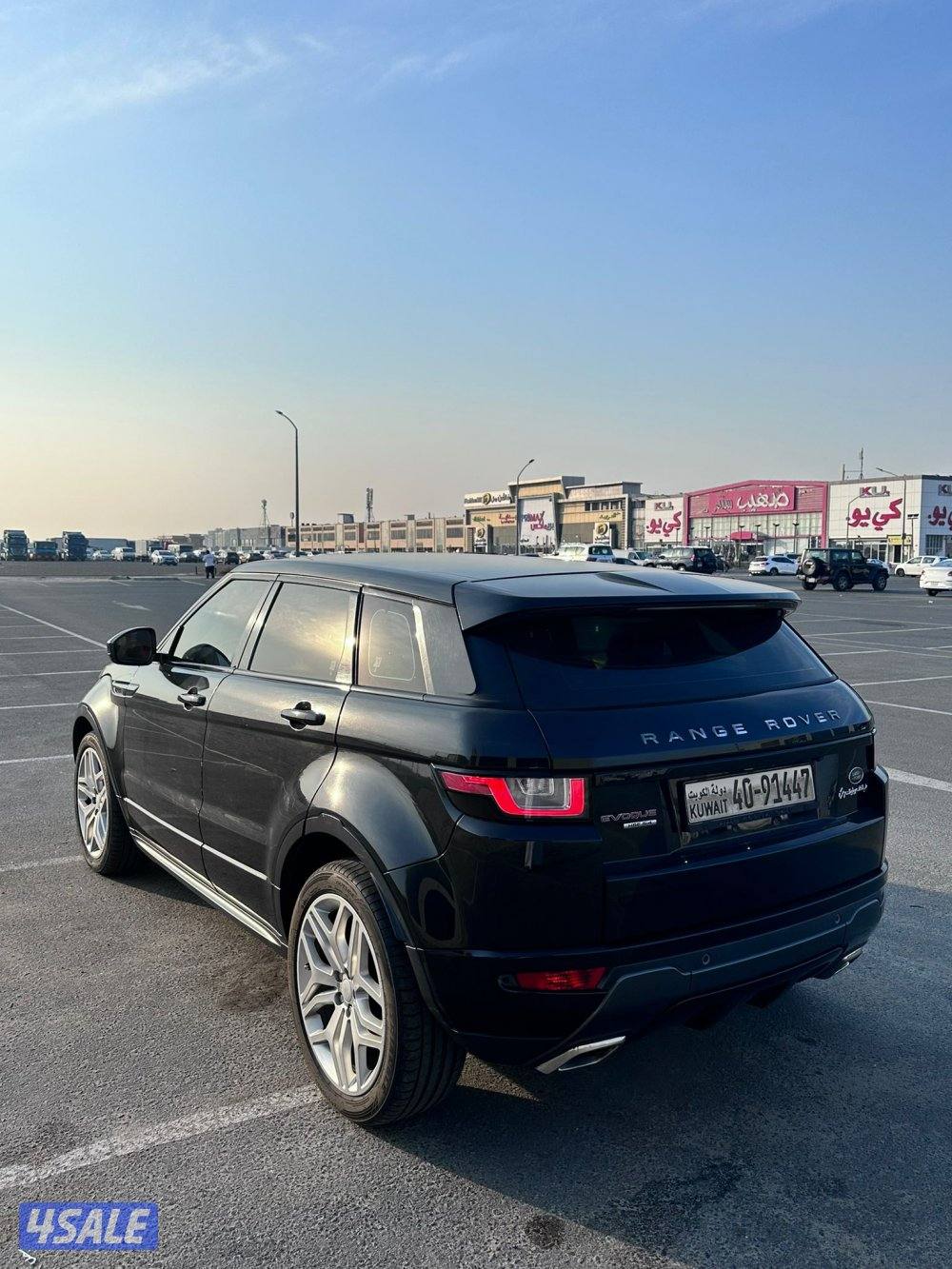 لاندروفر ايفوك موديل 2017 عداد ١٢٧ الف فل كامل المواصفات بحاله ممتازه2