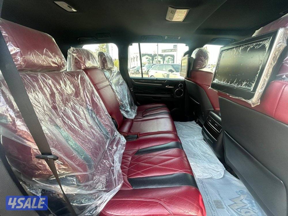 لكزس black editionS-LX570 موديل 2019 ماشى 226.000 k.m وارد الخليج.4