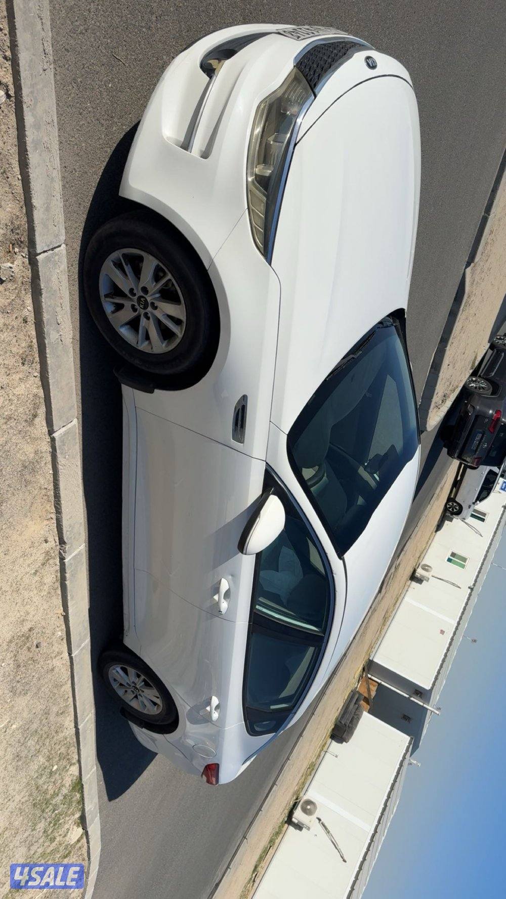 كيا اوبتيما موديل 2017 وارد الوكالة ماشية 221 الف2