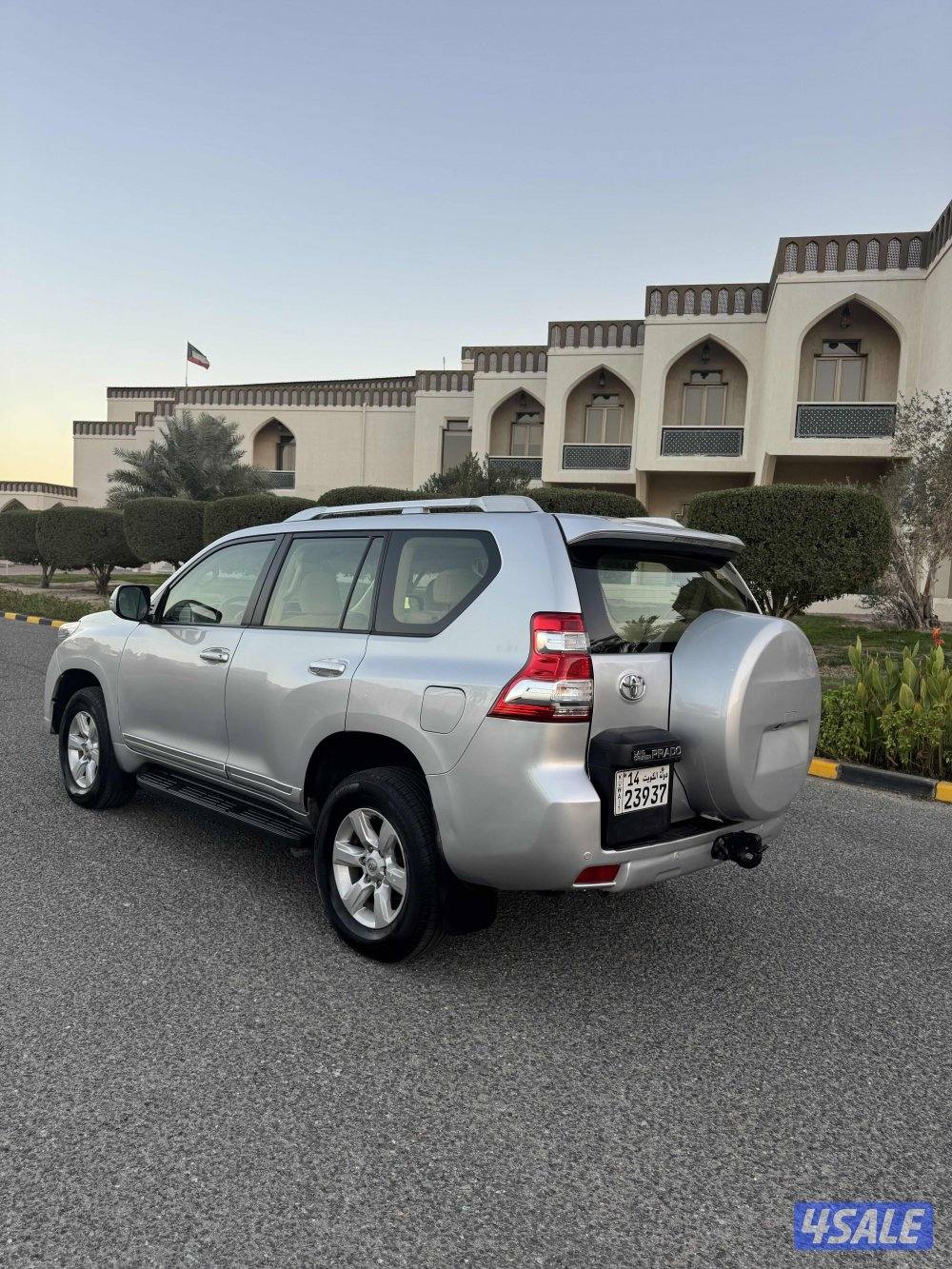 تويوتا برادو TXL بحاله ممتازة 20165