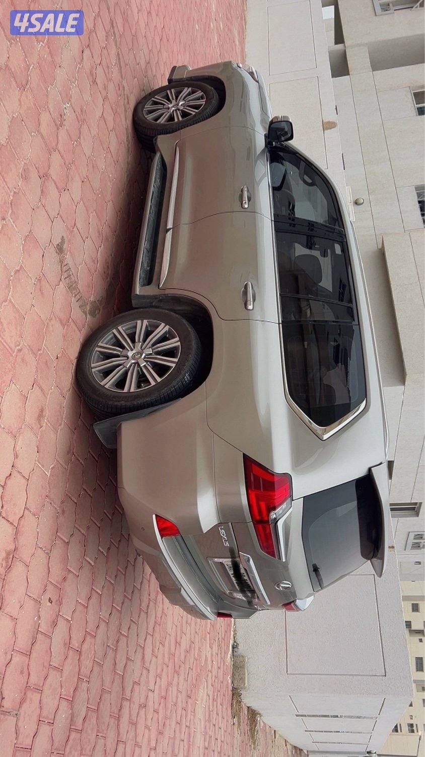 لكزس LX قمة بالنظافة4