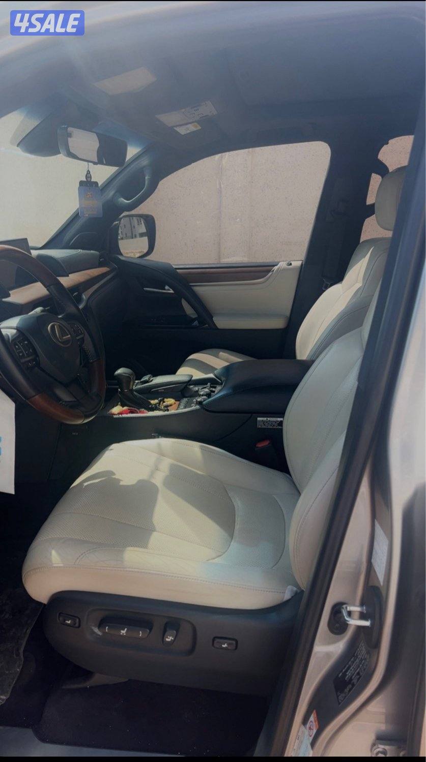 لكزس LX قمة بالنظافة8