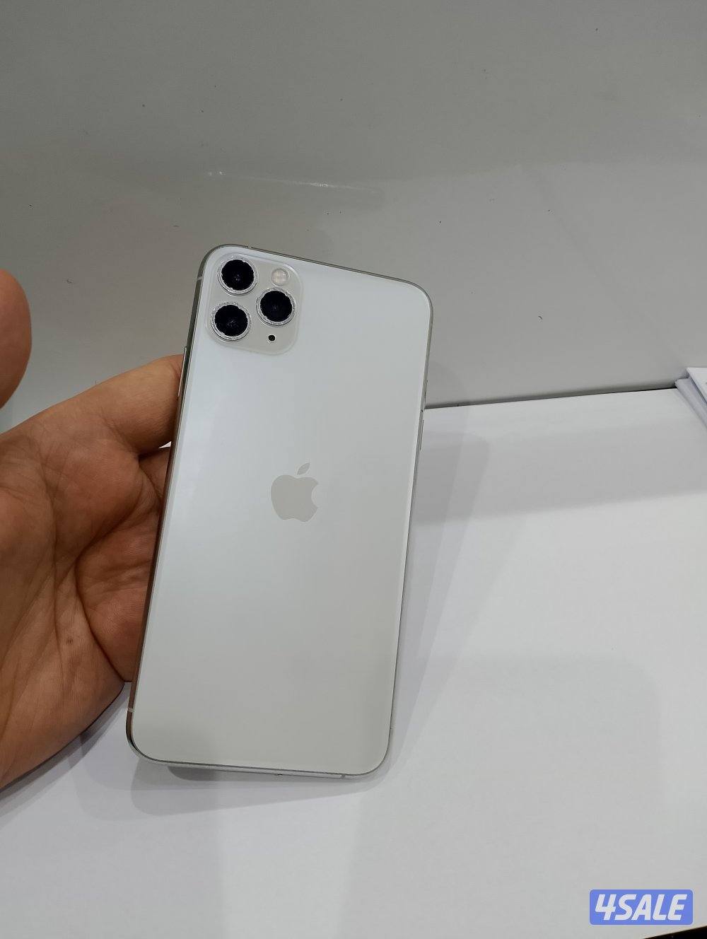 ايفون 11 برو ماكس 256 ابيض1