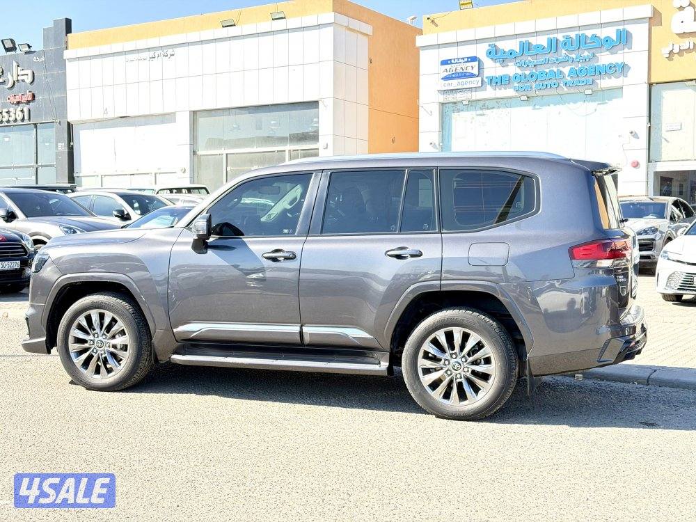 تويوتا لاندكروزر GXR ايروS توين تيربو 2023 الساير6