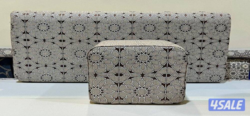 سجاد تركي قص بلمتر حفر يدوي مساند ضهر بلاستك ثيل صناعي وجميع اثاث تنجي1