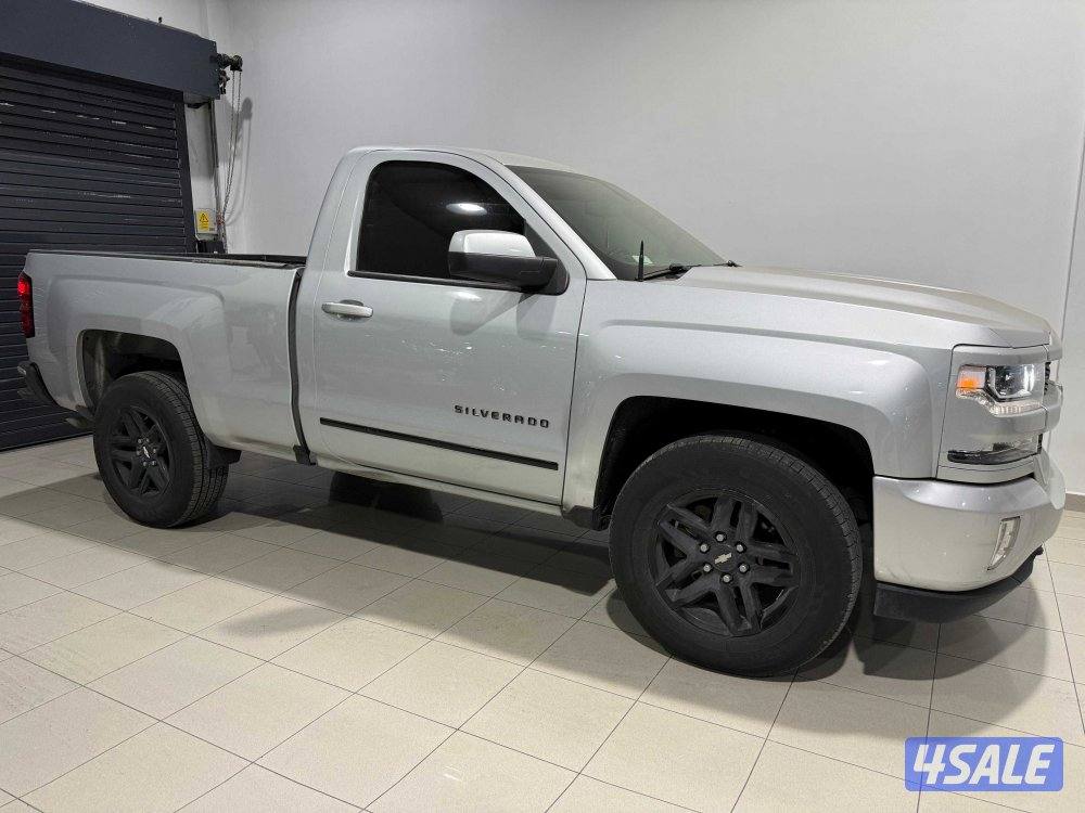 Chevrolet Silverado 1500 LT1