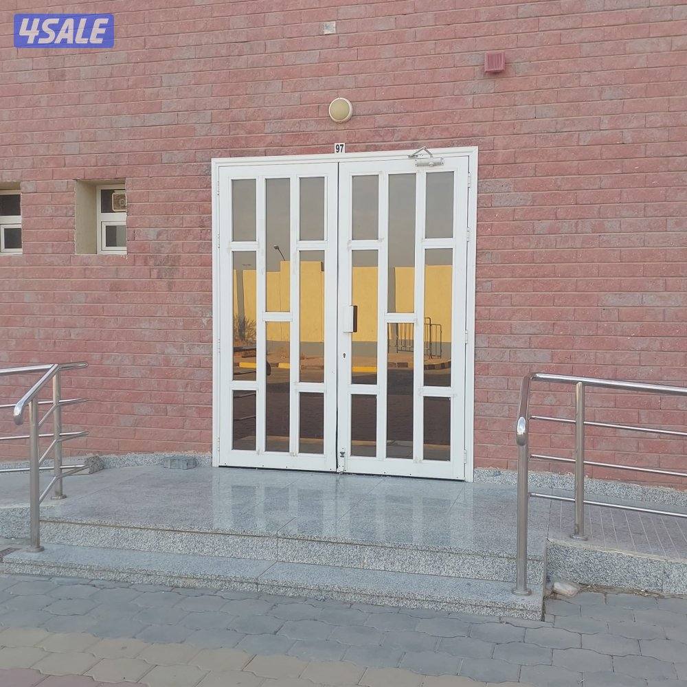 المینیم شتر شباک و باب1