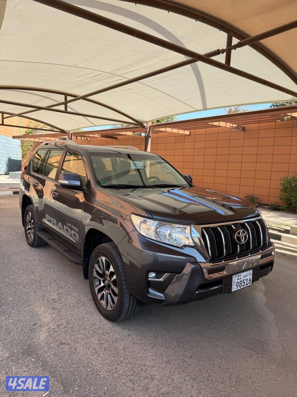 برادو TXL الساير بحالة الوكاله. عداد (26) صبغ وكاله.2