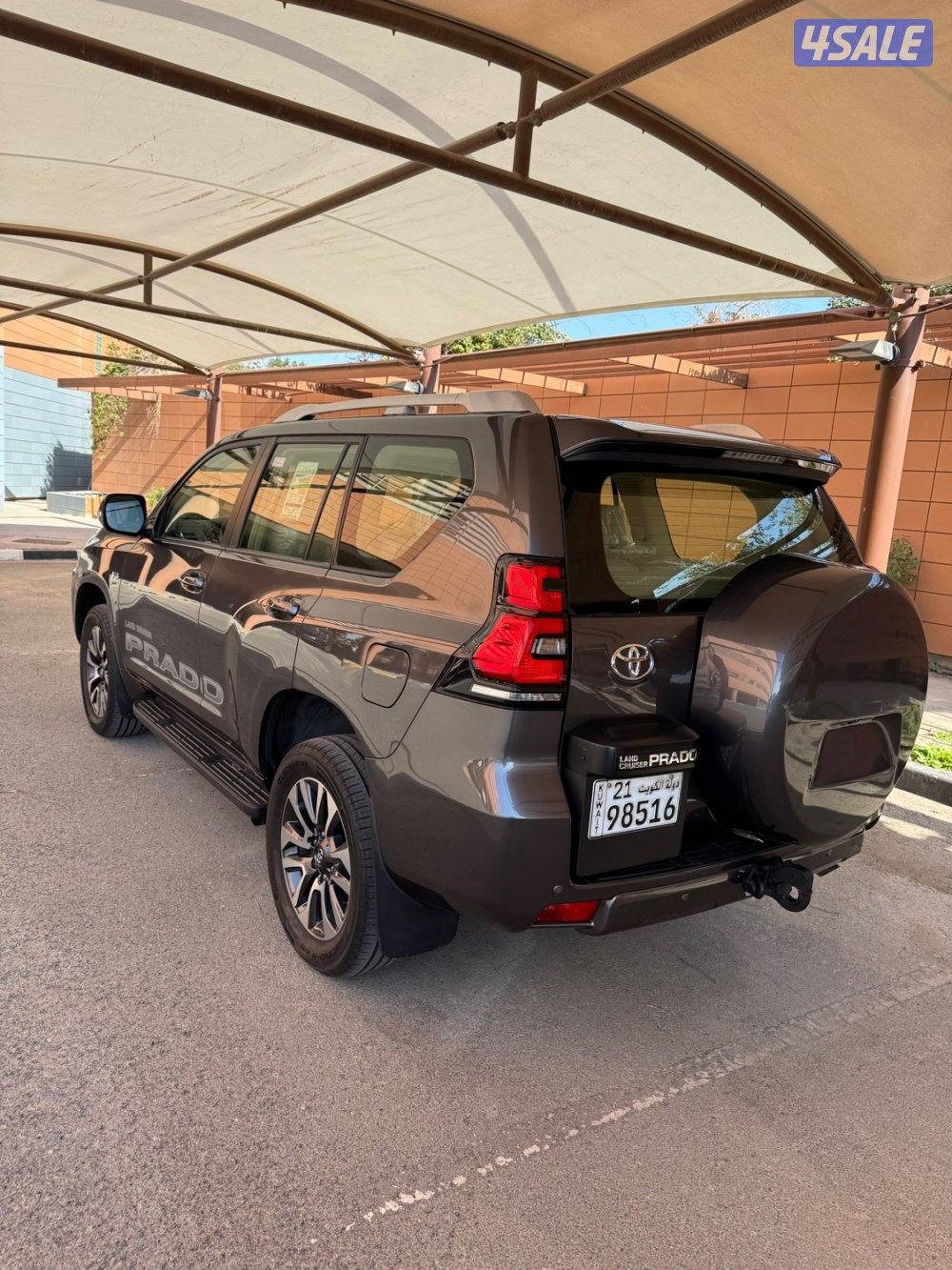 برادو TXL الساير بحالة الوكاله. عداد (26) صبغ وكاله.3