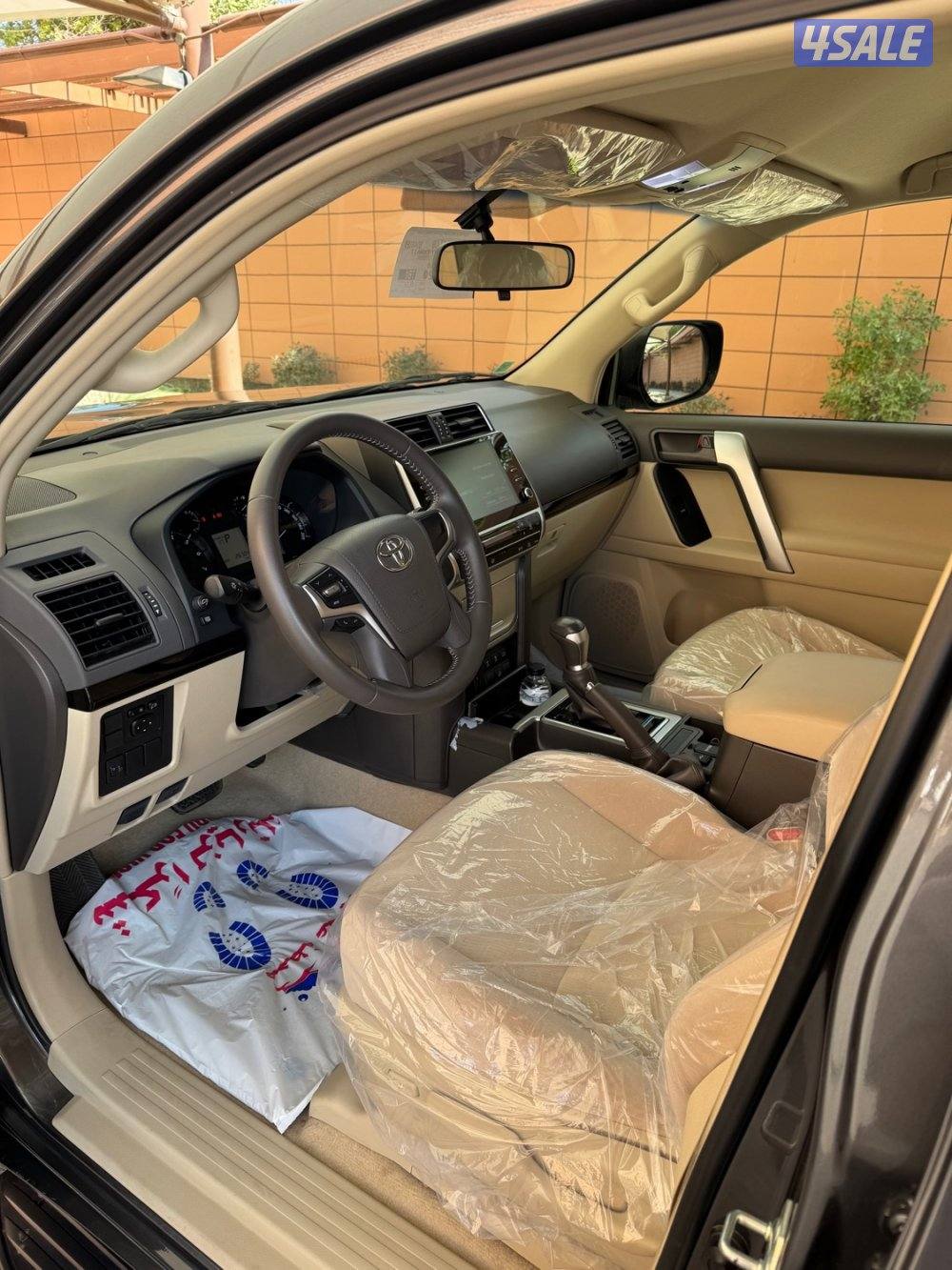 برادو TXL الساير بحالة الوكاله. عداد (26) صبغ وكاله.6