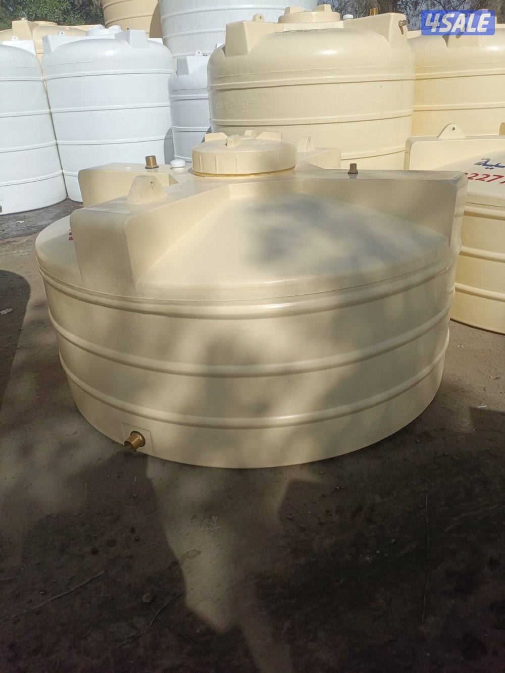 يوجد خزانات مياه وصيانه سخان مركزي وتصليح الخزانات وتركيب فلات12