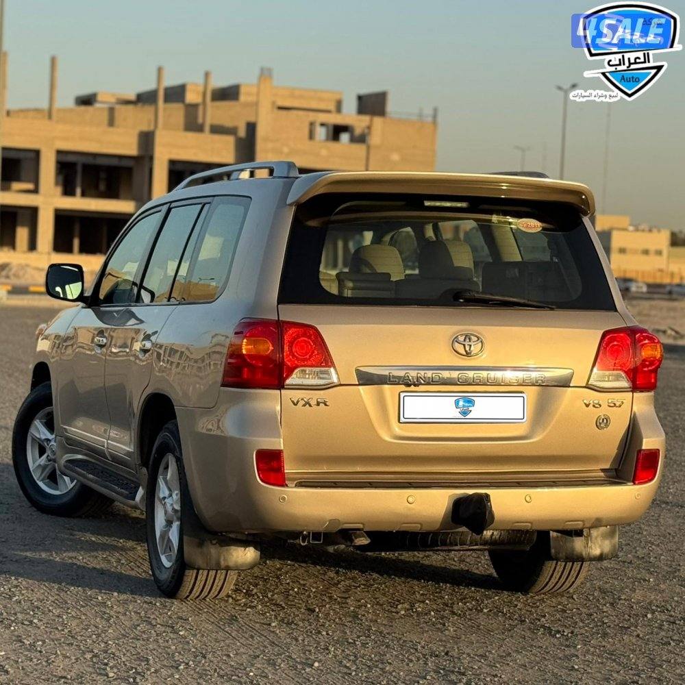 لاندكروزر VXR  20118