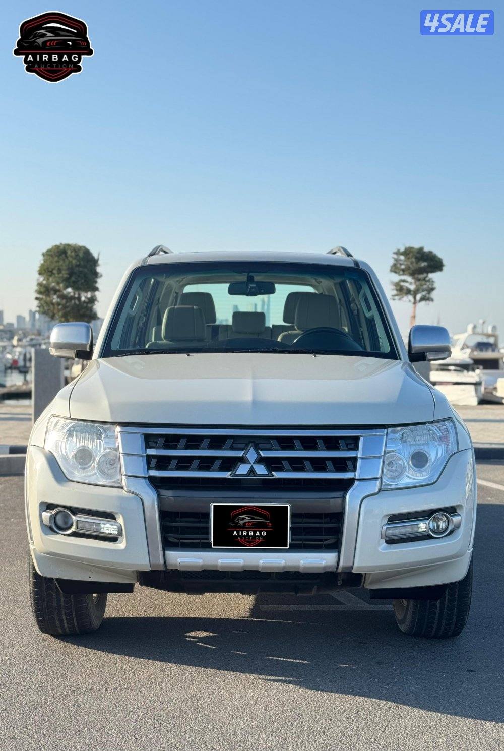 باجيرو موديل 2021 
عداد 82 الف 
ماكينه 3.8  كامل المواصفات صبغ الوكالة11