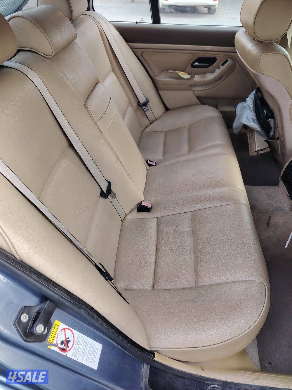 للبيع بي ام 520 موديل 2002 عداد 298 الف جاهزة للاستعمال8