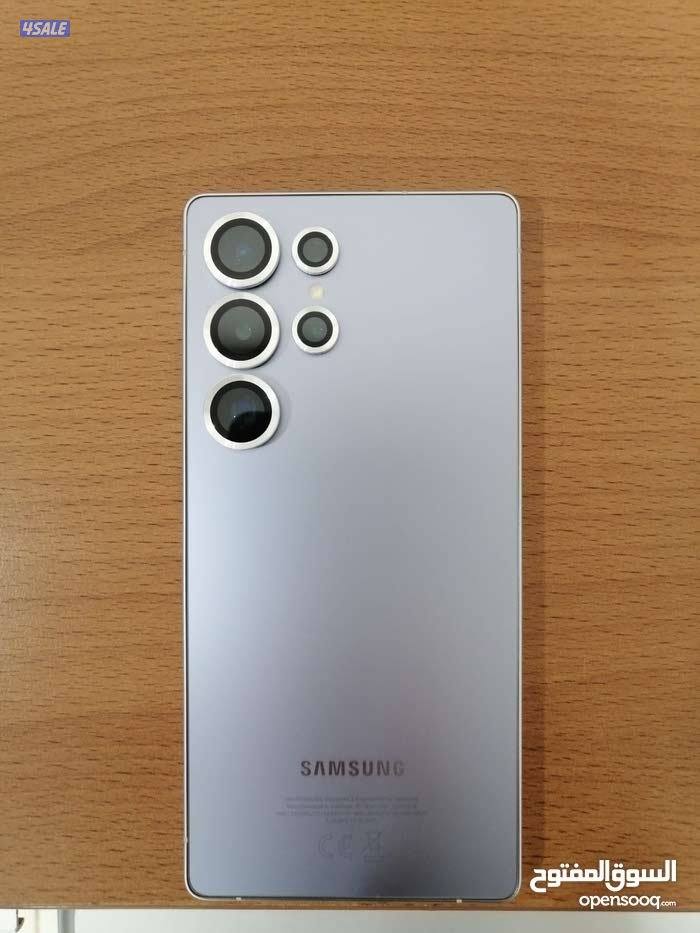 للبيع تليفون سامسونج Ultra 25 اللون ازرق 256gb حجم 6,9 Samsung S25 Ult0