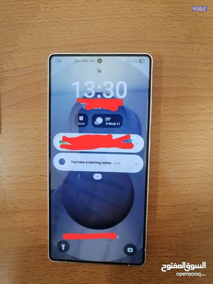 للبيع تليفون سامسونج Ultra 25 اللون ازرق 256gb حجم 6,9 Samsung S25 Ult1