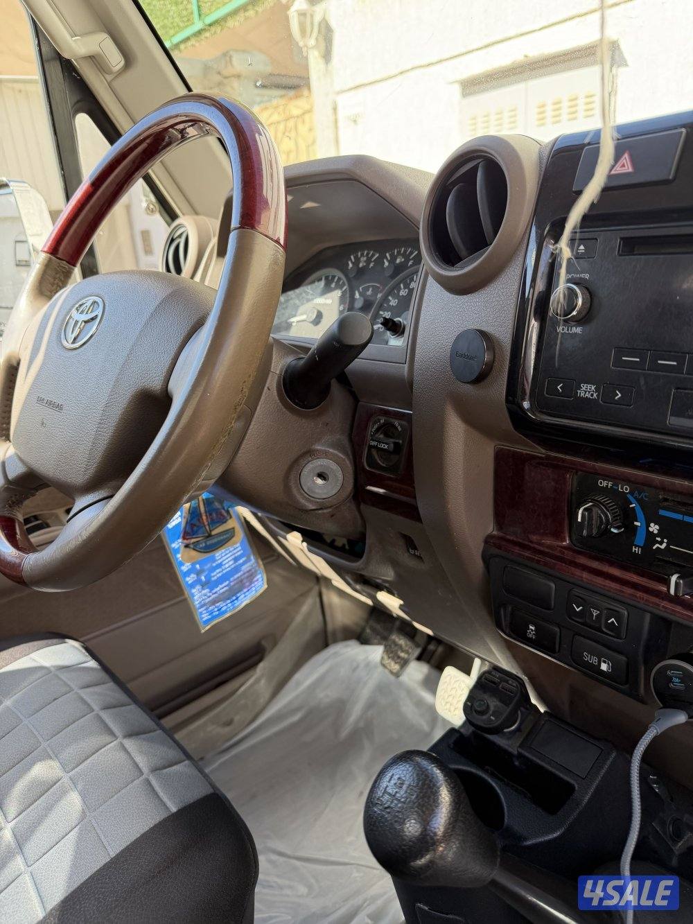 للبيع. جيب شاص 20223