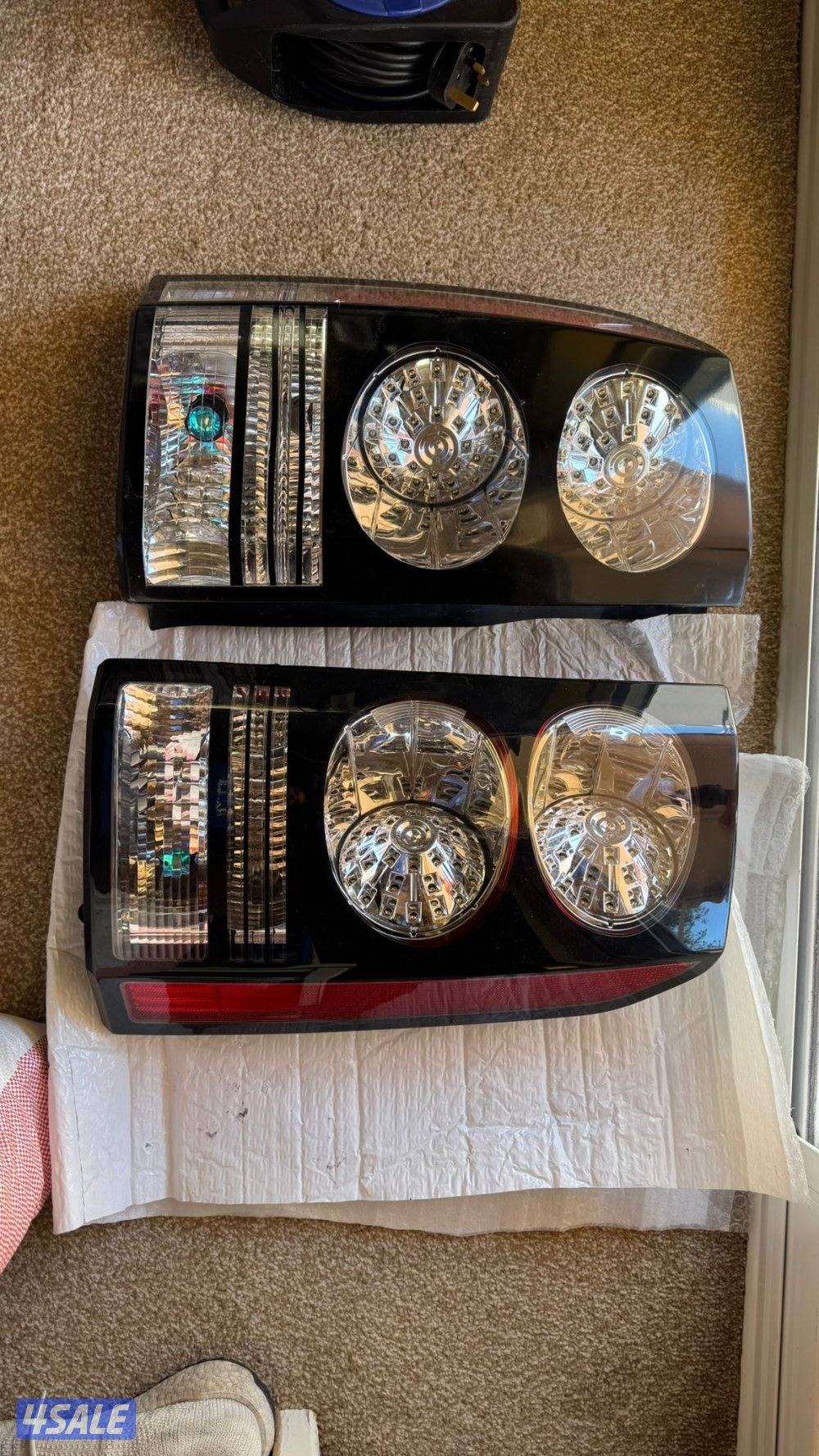 تسكيره مع صطابات لاند روفر LR43