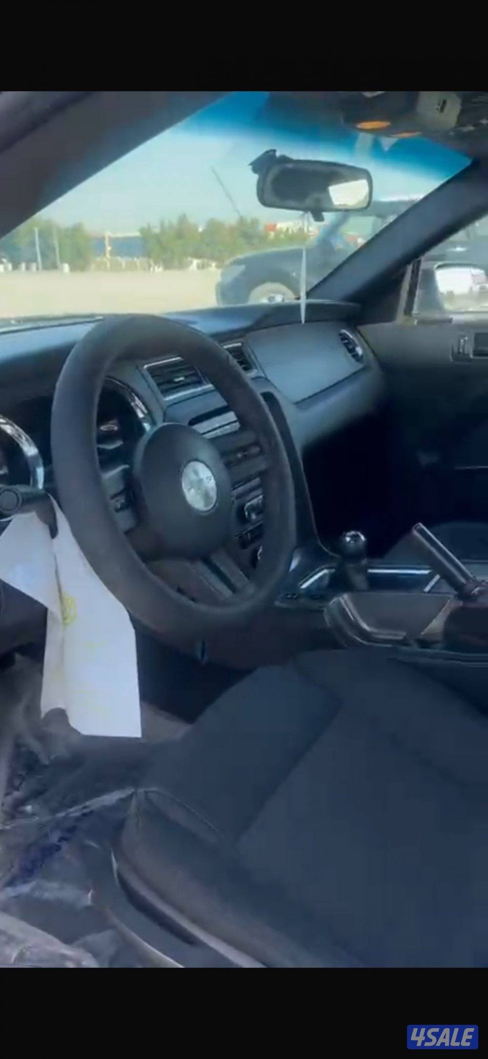 للبيع فورد موستنق 6 سلندر 2011 ماشي 2343