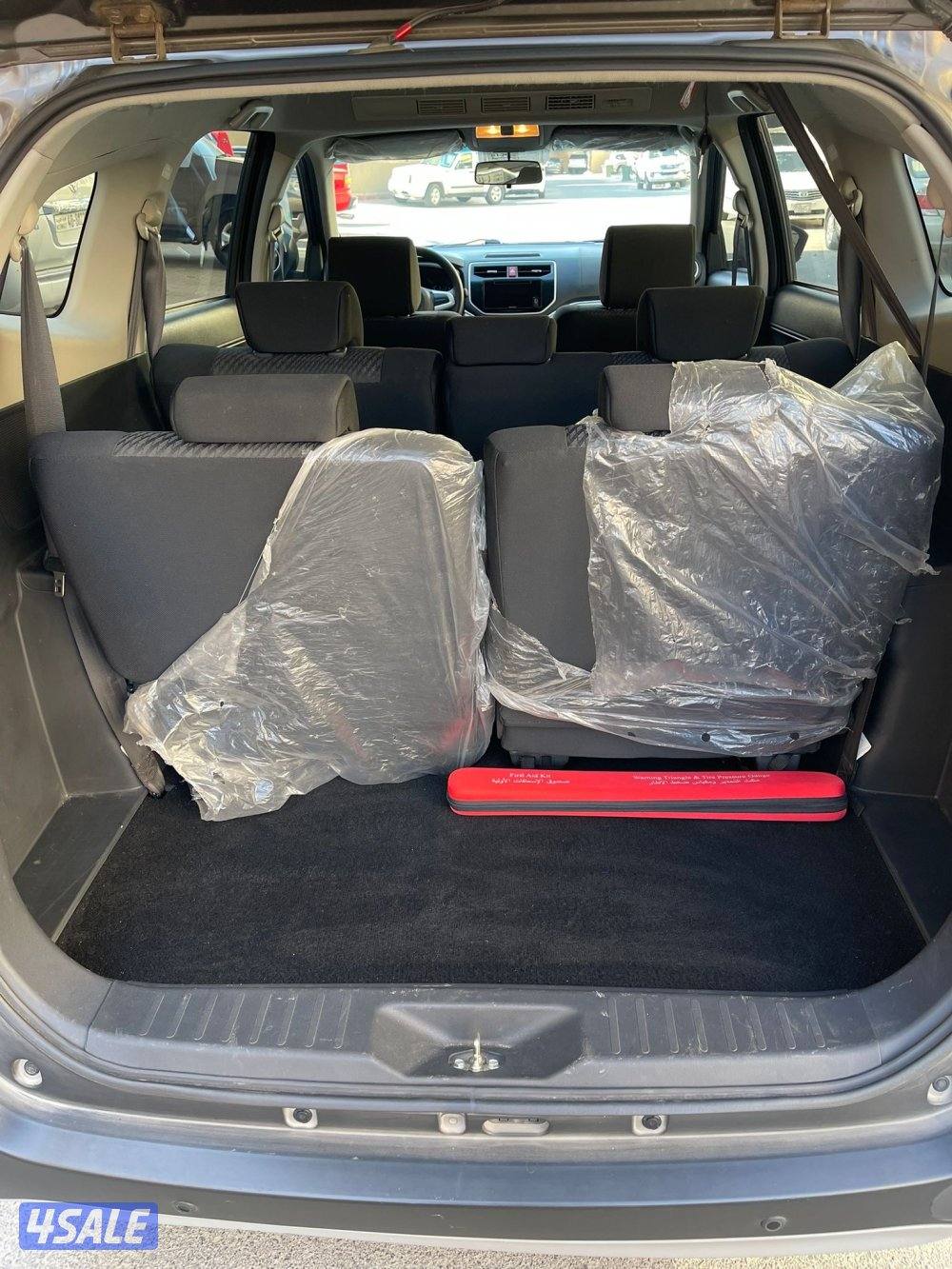 تحت الكفالة سيرفس منتظم4