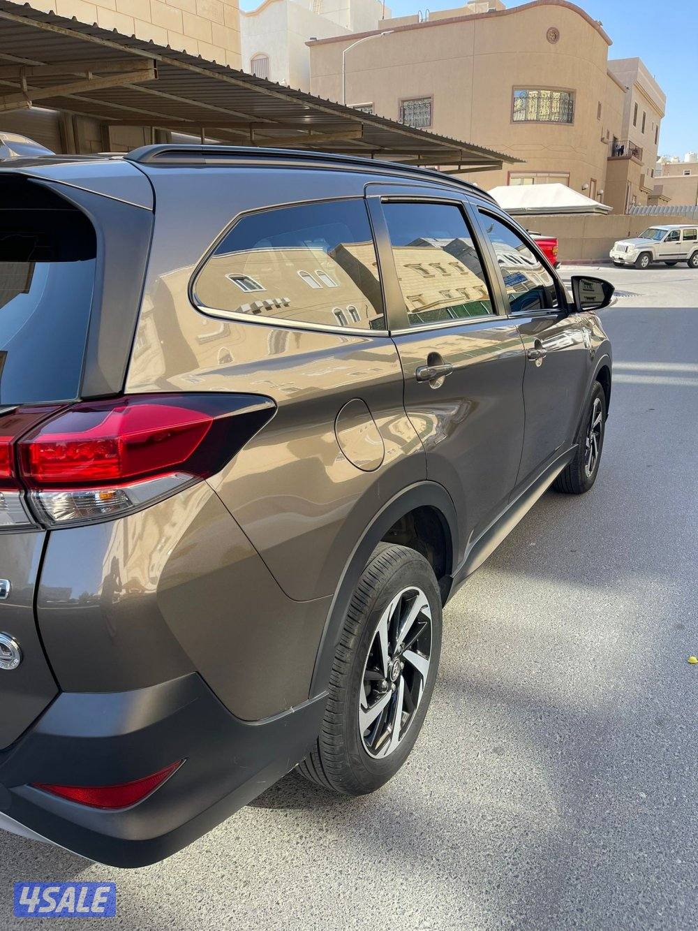 تحت الكفالة سيرفس منتظم5