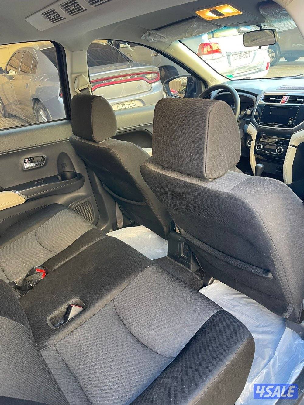 تحت الكفالة سيرفس منتظم7