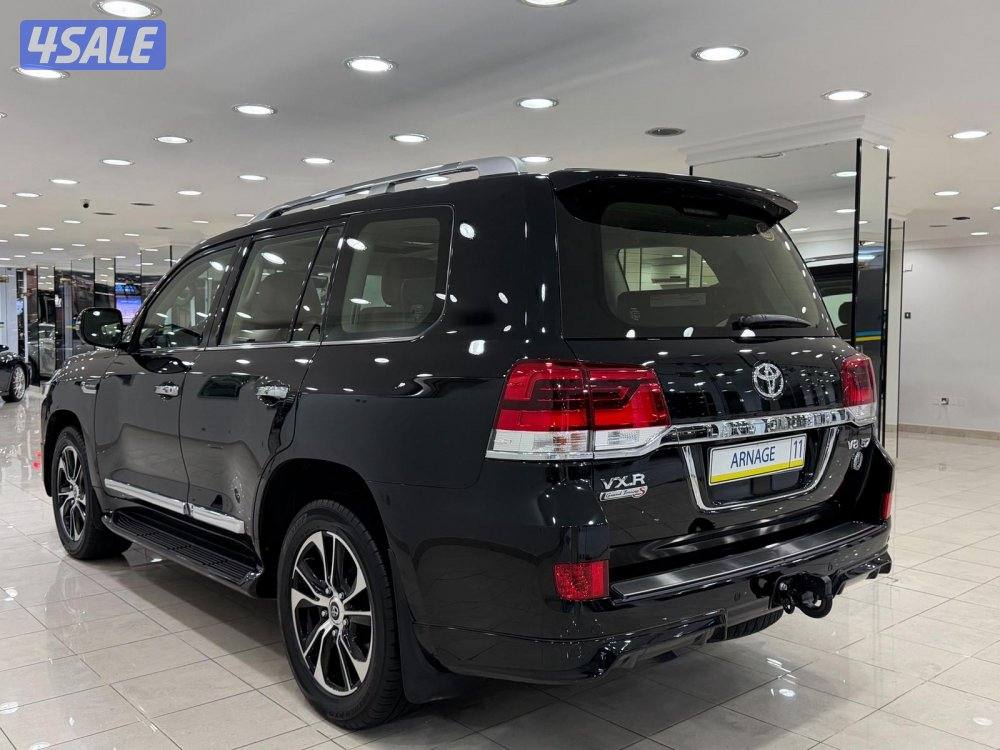 لاندكروزر GRAND TOURING S وكالة موديل ٢٠٢١ عداد ١٣٠ الف كيلو4