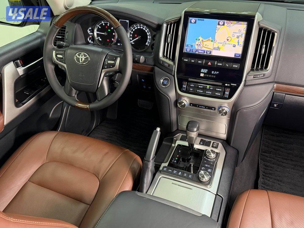 لاندكروزر GRAND TOURING S وكالة موديل ٢٠٢١ عداد ١٣٠ الف كيلو6
