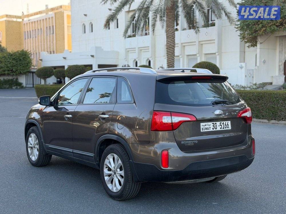 كيا سورينتو 2014 بحالة الوكالة3