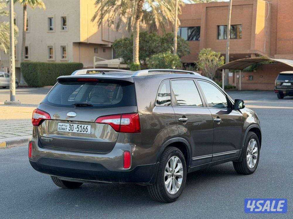 كيا سورينتو 2014 بحالة الوكالة4