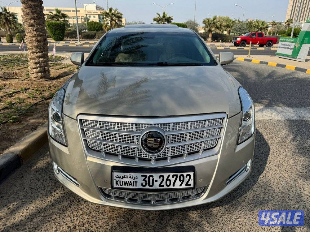كاديلاك XTS4 مديل 2013 ماشي 41 نظيفه جدا بحالة نادره شرط الفحص2