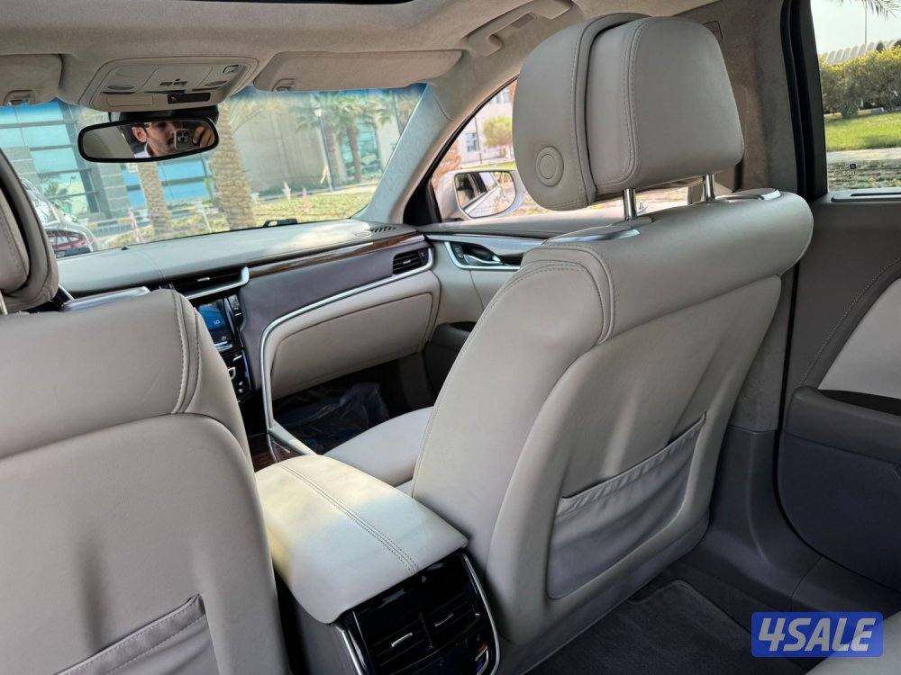 كاديلاك XTS4 مديل 2013 ماشي 41 نظيفه جدا بحالة نادره شرط الفحص13
