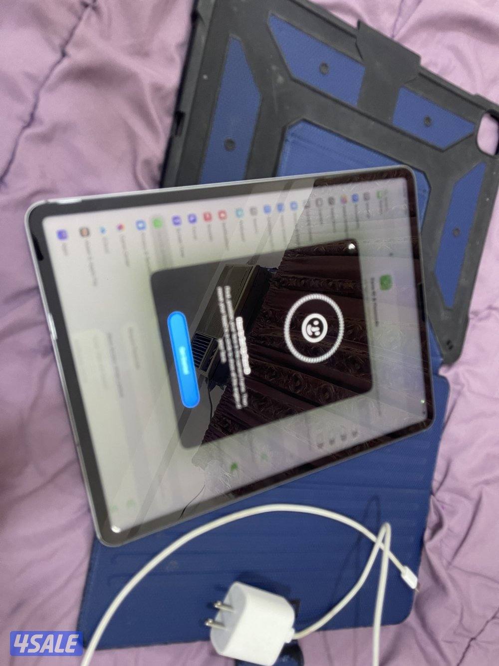 ايباد برو 12.9 بوصة 1000 قيقا ون تيرا بطارية 86 ام تو m2 نظيف مو مصلح3