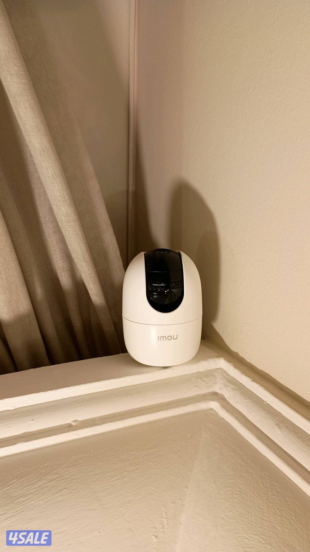 Wifi camera 20 kd only. Comes with free memory.2