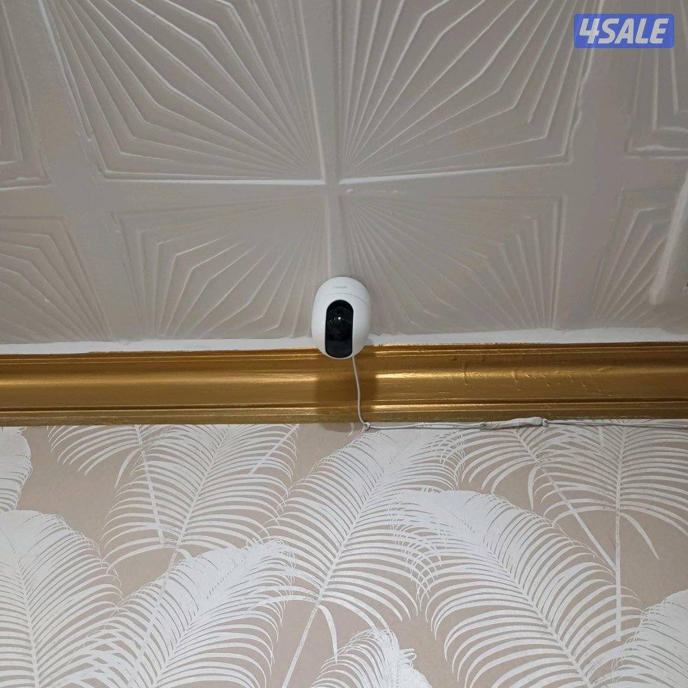 Wifi camera 20 kd only. Comes with free memory.5