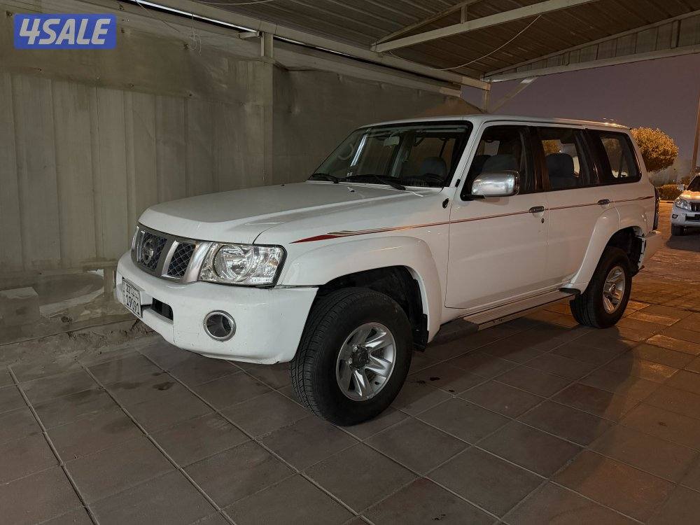 للبيع فتك وارد الامارات 2016 شرط الفحص صبغ الوكاله قير مكينه ماشي 2453