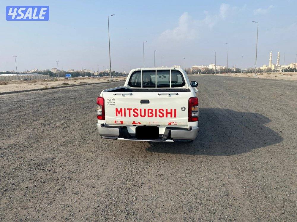 2022ميتسوبيشي3