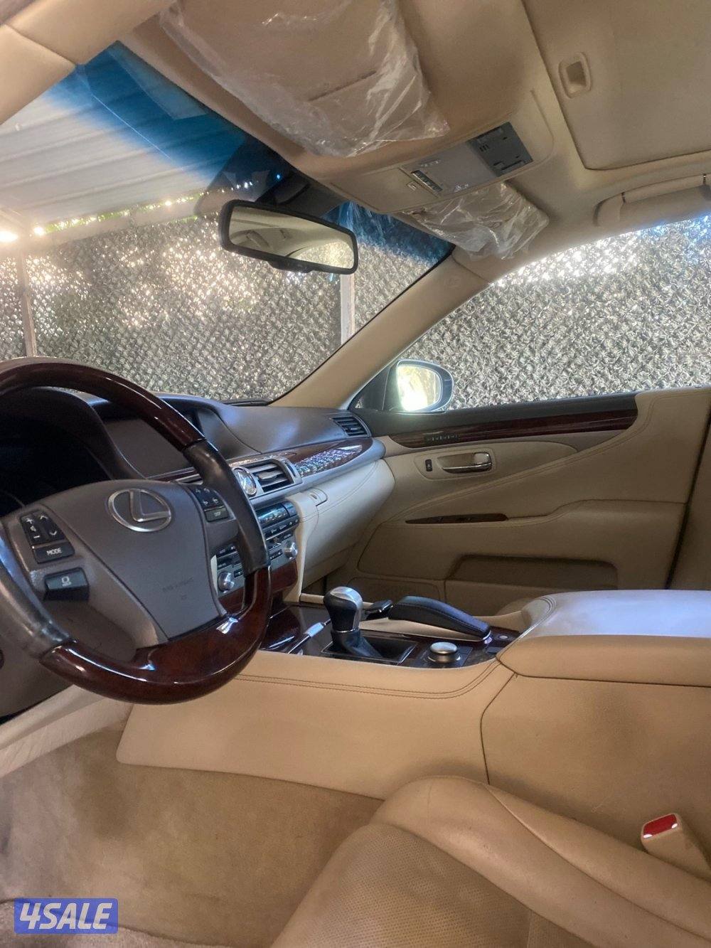 لكزس مديل 2015 ساير شورت 460 فول حمايه  تغيم حراري ماشي 129 شرط الفحص2