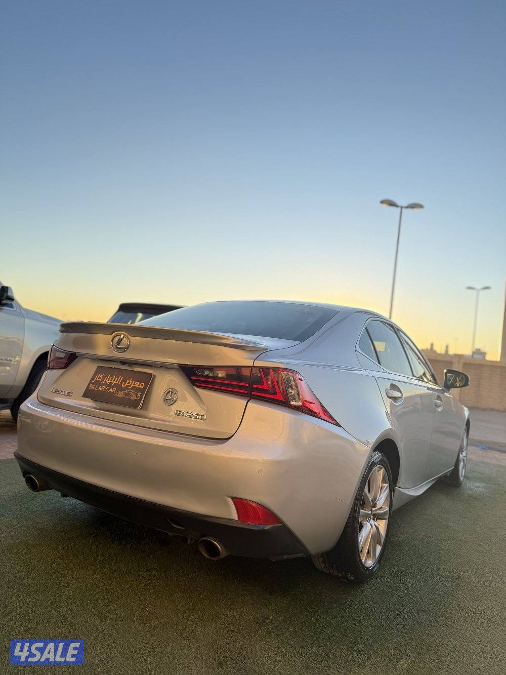لكزز is250 مديل 2014 سبورت الفل كامل المواصفات اعلى درجه شرط الفحص3