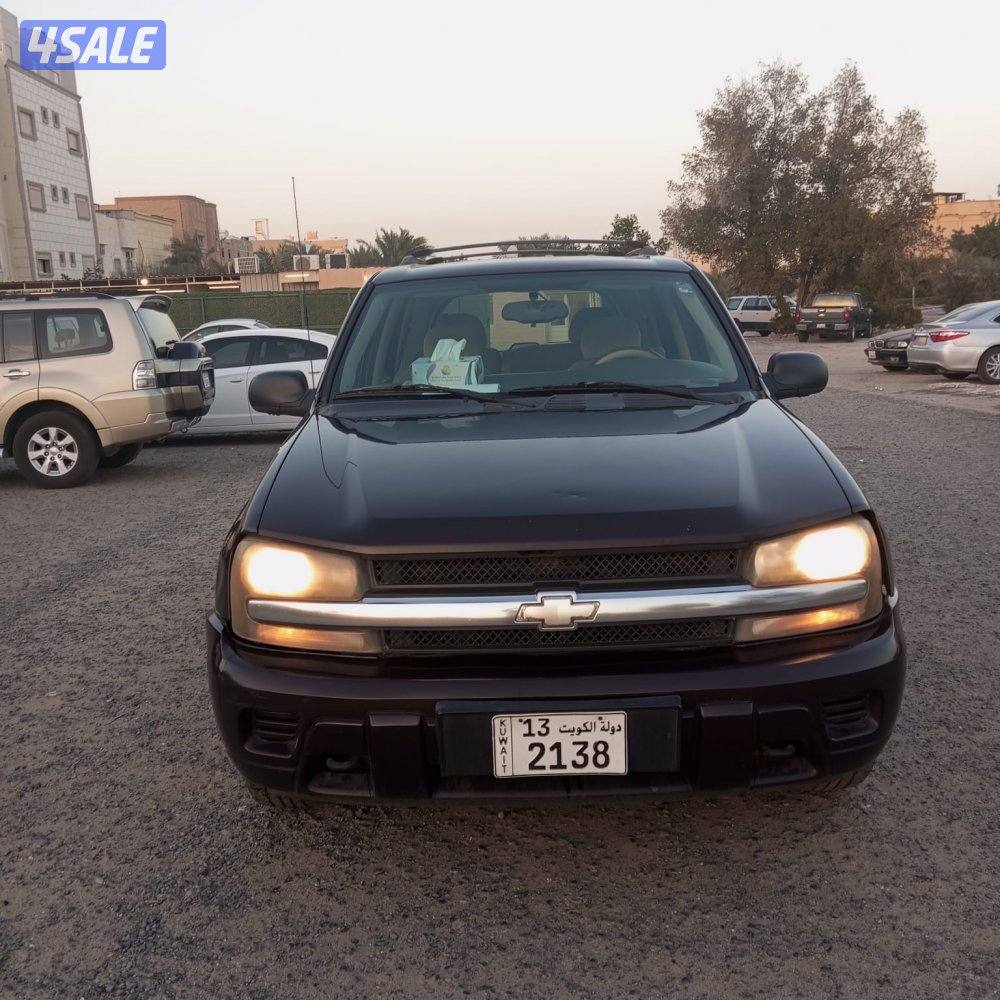 للبيع تريل بايزر موديل ٢٠٠٨ شرط الفحص4