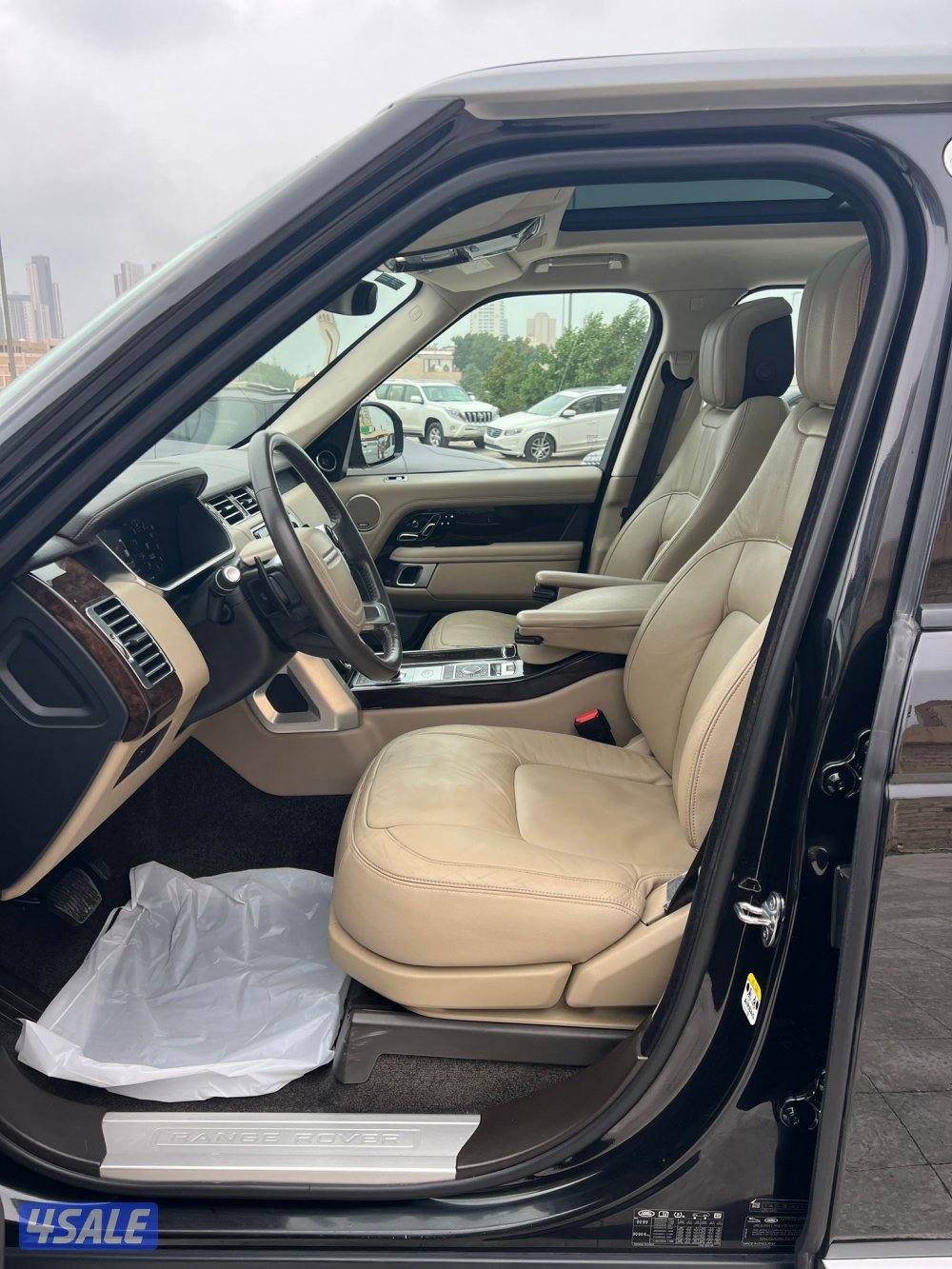 رنج روفر 2020 HSE ماشي 118 الف بحالة الوكاله صبغ الوكاله شرط الفحص11