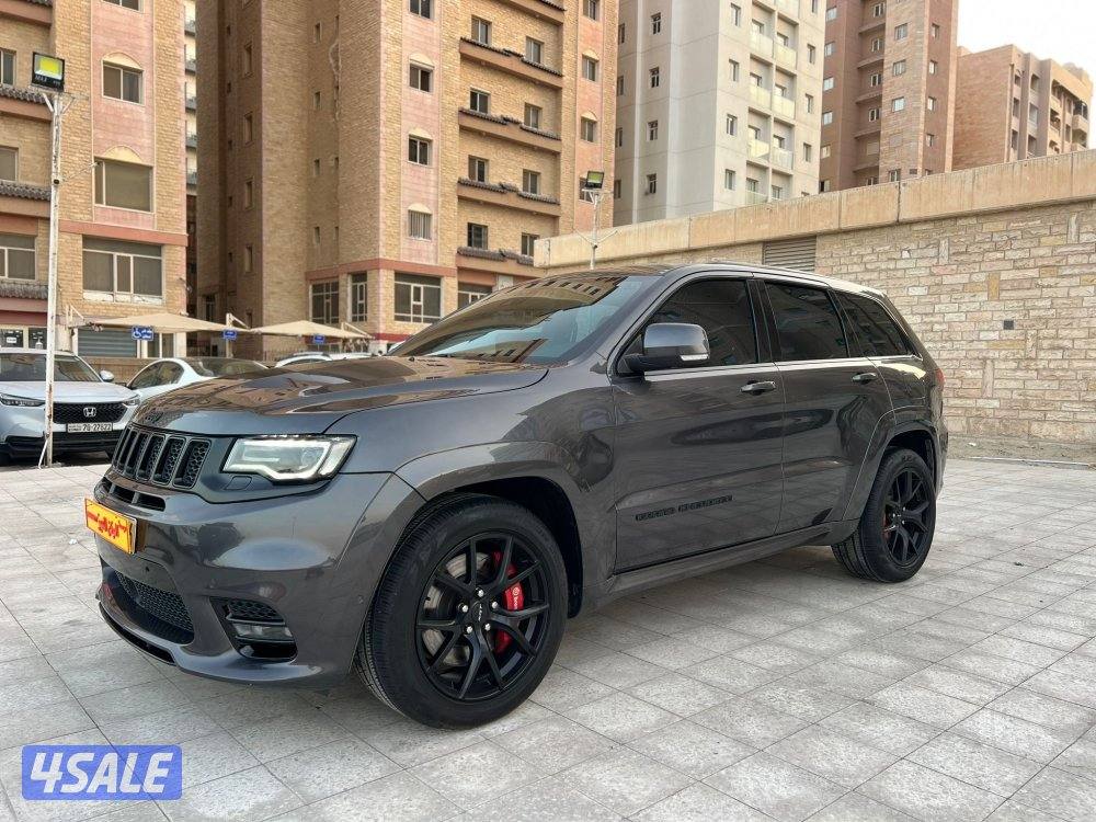 قراند شروكي 2018 SRT بحالة الوكاله صبغ الوكاله كامل المواصفات0