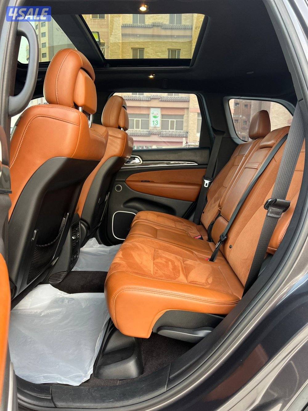 قراند شروكي 2018 SRT بحالة الوكاله صبغ الوكاله كامل المواصفات8