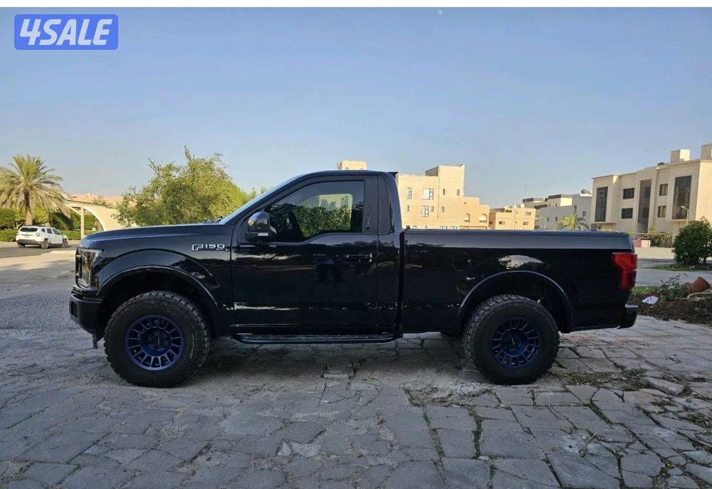 Ford f150 xlt0