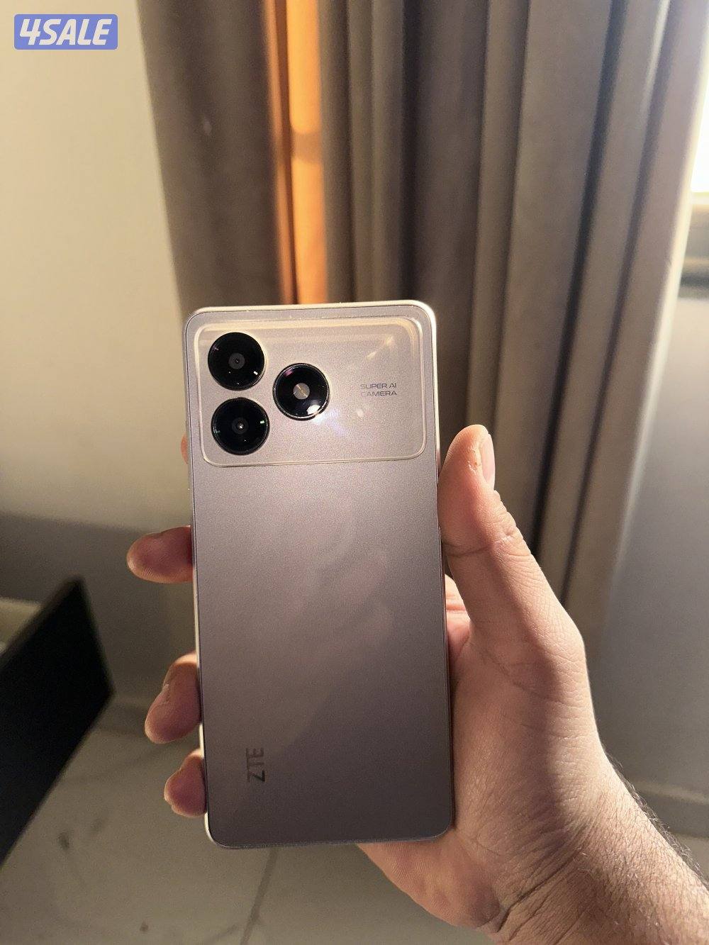 ZTE BLade A36 التلفون سعرة من ٣٥ لي ٤٠ انا بس بطلت الكرتون ما استعملتة1