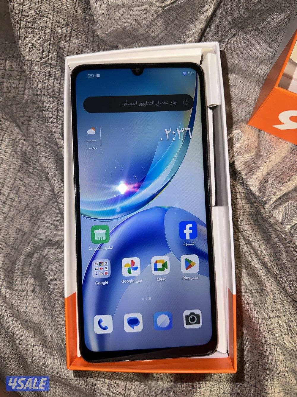 ZTE BLade A36 التلفون سعرة من ٣٥ لي ٤٠ انا بس بطلت الكرتون ما استعملتة3