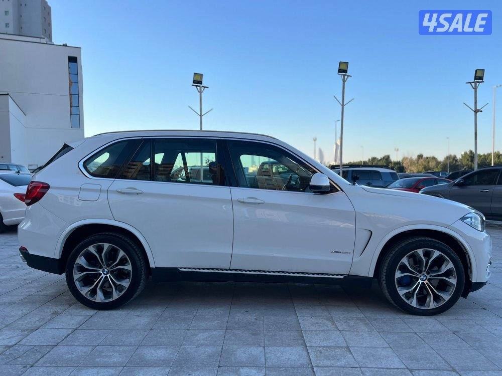 بي ام 2014/X5 ماشي 160 الف بحالة الوكاله صبغ الوكاله شرط الفحص4