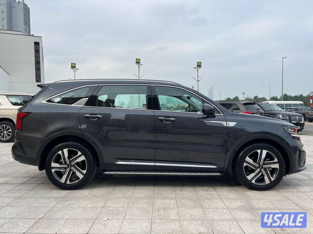 كيا 2023 سورينتو ماشي 60 الف بحالة الوكاله صبغ الوكاله شرط الفحص4